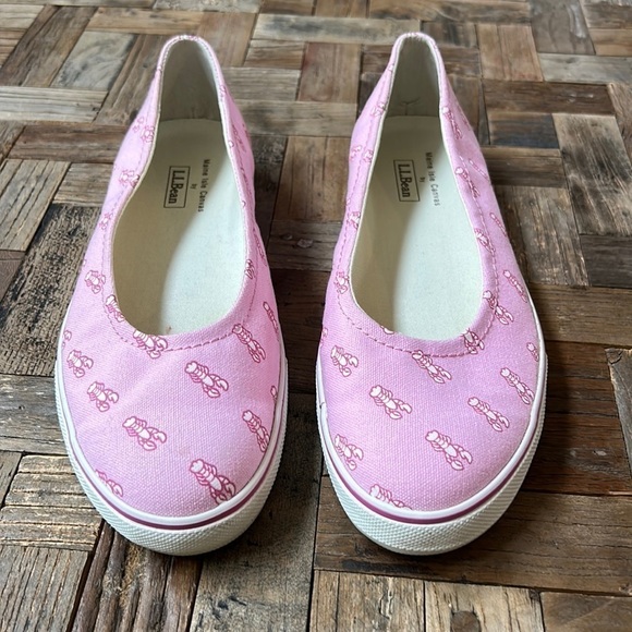 L.L. Bean Maine Isle Canvas Lobster Print Slip On Shoes - Picture 1 of 9